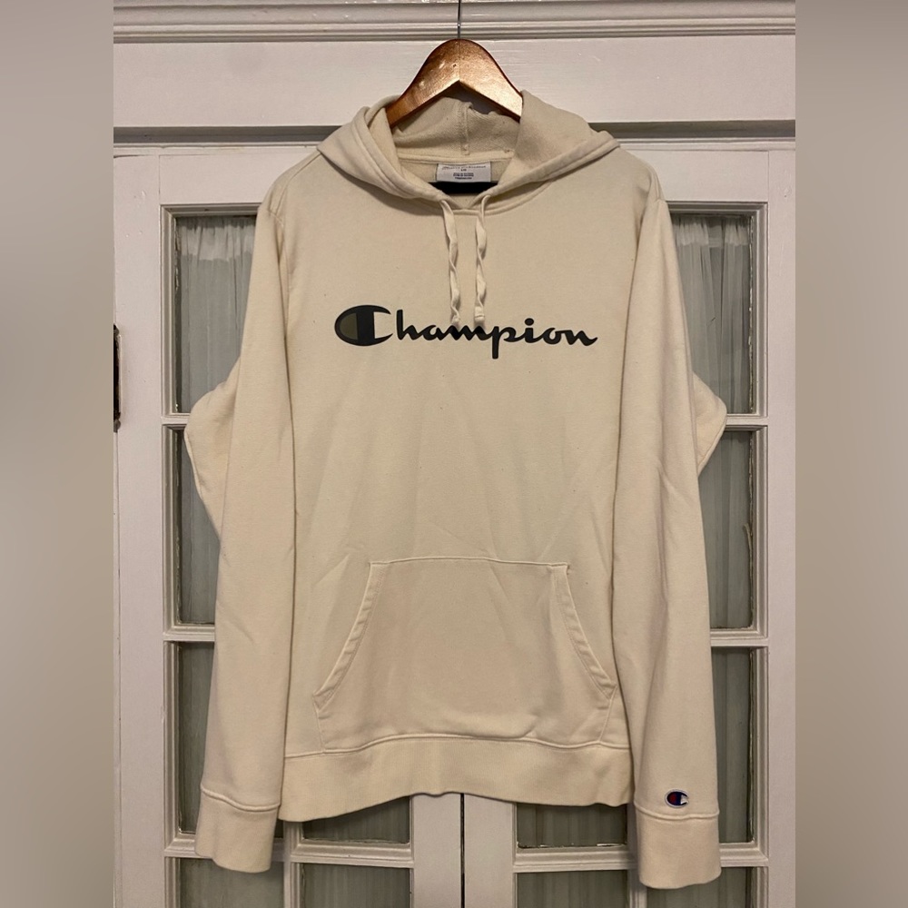 Men’s Champion hoodie